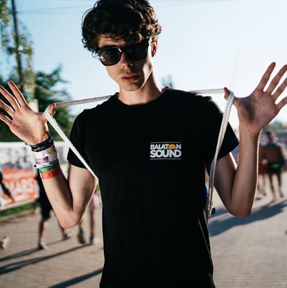 BALATON SOUND // Férfi Sounds Good Póló termékhez kapcsolódó kép