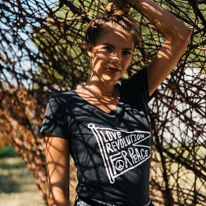 Picture of SZIGET // Lady Love Revolution flag t-shirt