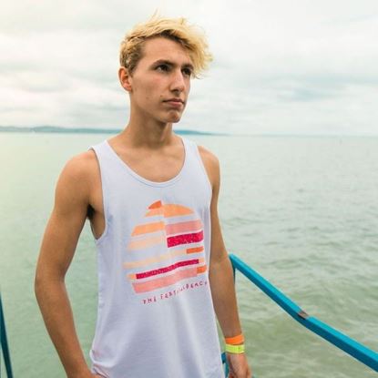 BALATON SOUND // Férfi Nap Trikó termékhez kapcsolódó kép