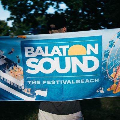 BALATON SOUND // Beach Törülköző termékhez kapcsolódó kép
