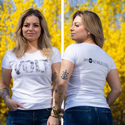 VOLT // Női 'Ami VOLT az majd lesz' póló termékhez kapcsolódó kép